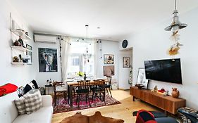3Bdr The Hadjis - City Center Flat